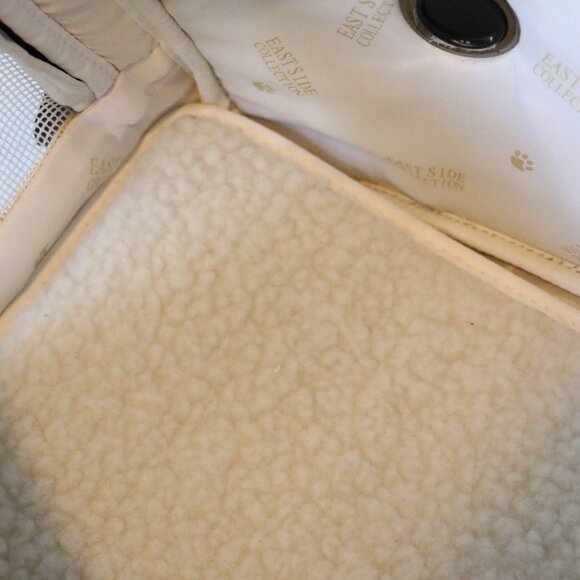 EAST SIDE Collection Pet Carrier Tote Bag - Picture 15 of 16